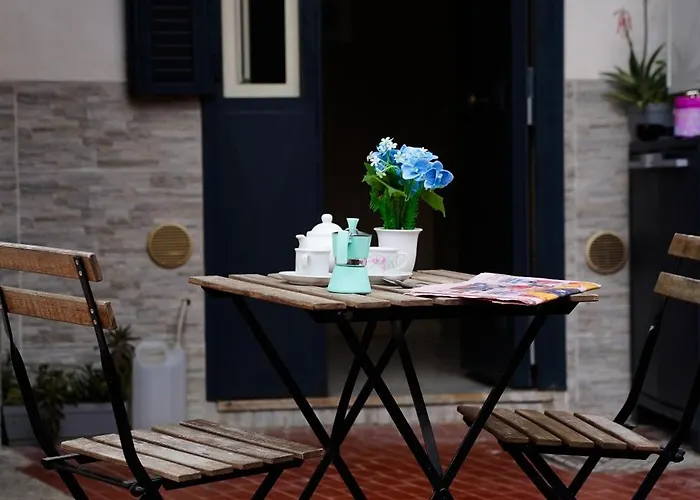 Casa Friends' House *